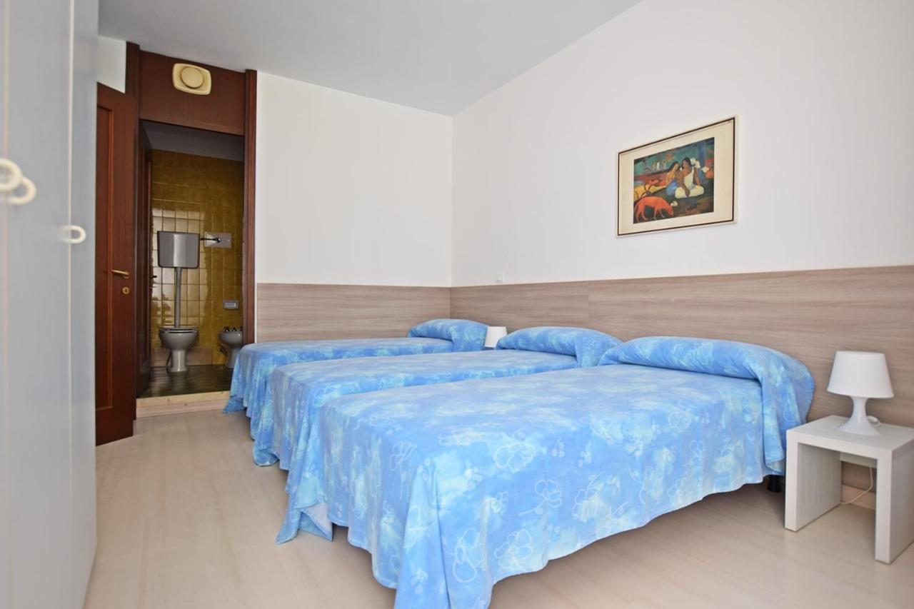 Condominio Luna 1 Lignano Sabbiadoro Ngoại thất bức ảnh